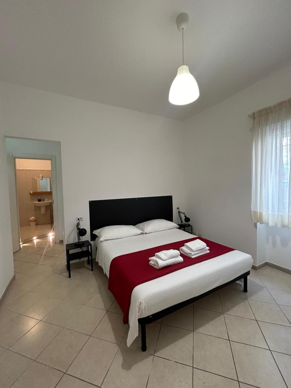 Peppe'S Bed Hotel Рим Екстериор снимка